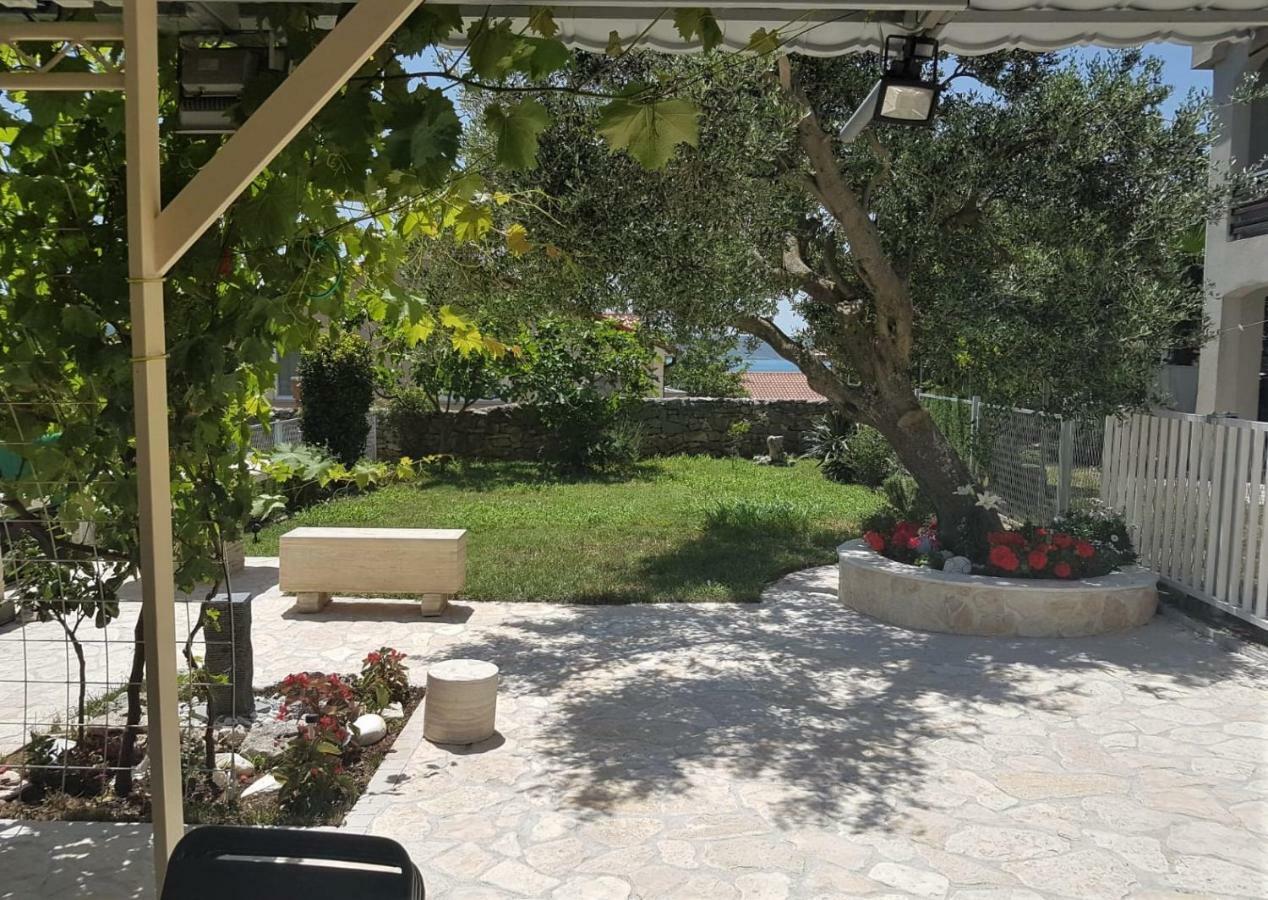 Apartment Maslenica, Near Zadar Eksteriør bilde
